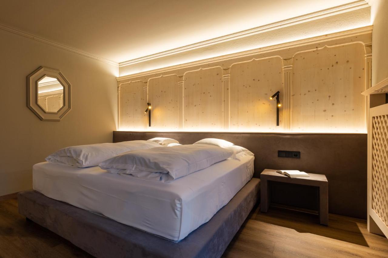 Romantik Hotel Post 노바레반떼 외부 사진